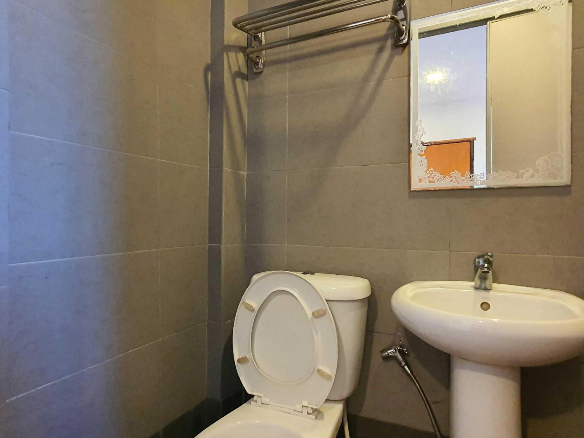 Oyo 91053 Signature Inn מירי מראה חיצוני תמונה