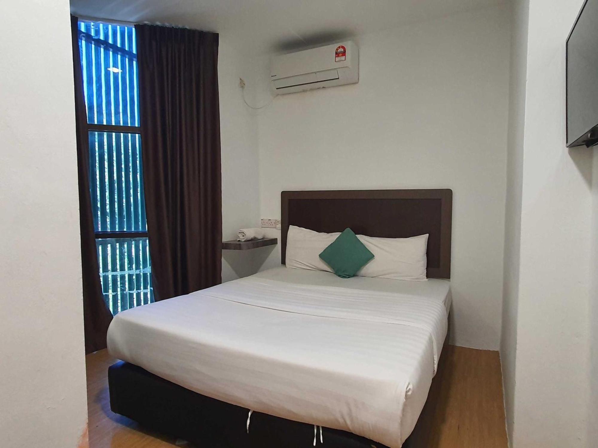 Oyo 91053 Signature Inn מירי מראה חיצוני תמונה